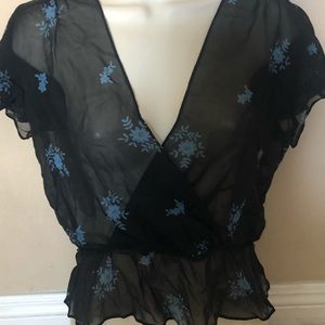Express 100% silk floral black top size 7/8